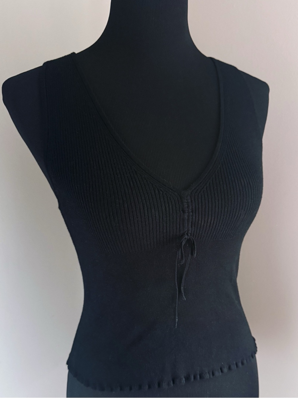 Aritzia Wilfred Agostino Top – Black SIZE M